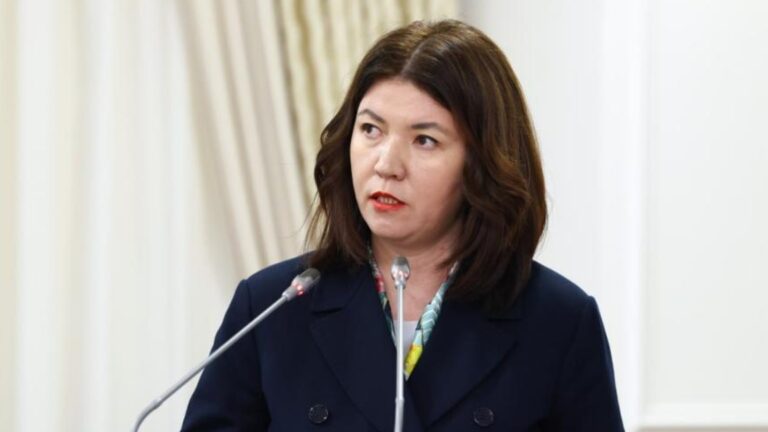 Оқу-ағарту министрі жаратылыстану пәндерін біріктіруге қатысты мәселеге нүкте қойды